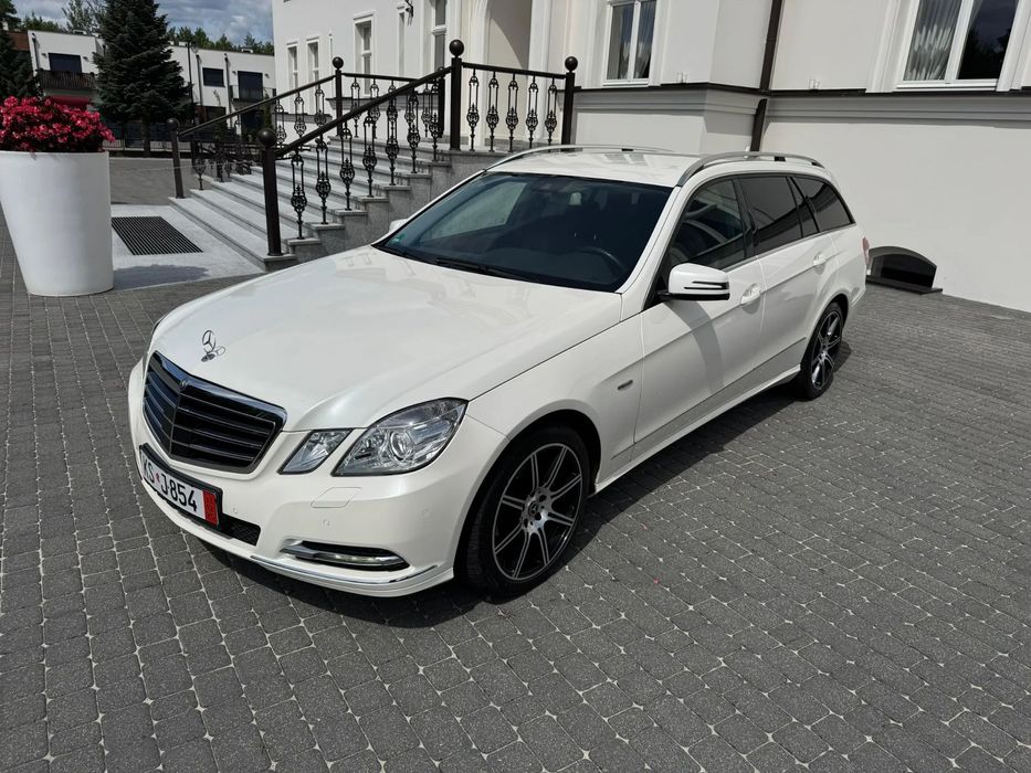 Mercedes-Benz Klasa E Super Stan Absolutny Bezwypadek Polecam
