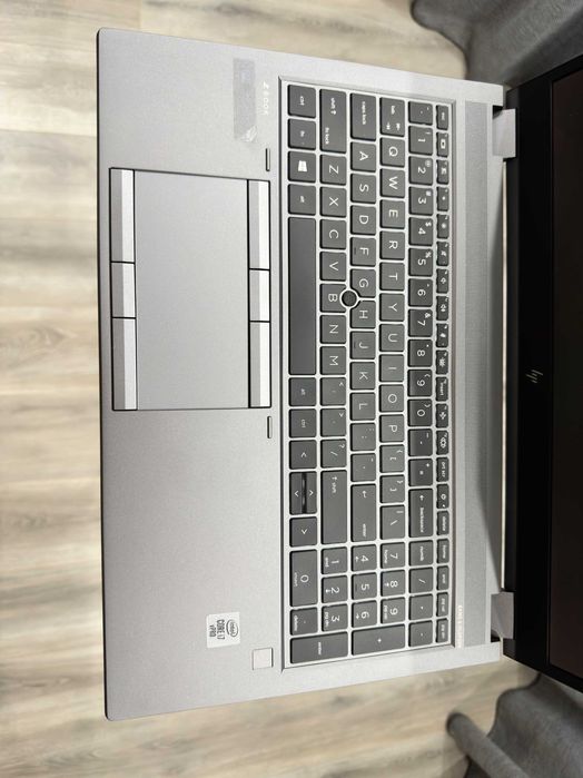 Ноутбук HP Zbook Fury | i7-10850H Т2000 | Ram-32 SSD-512 | FHD IPS