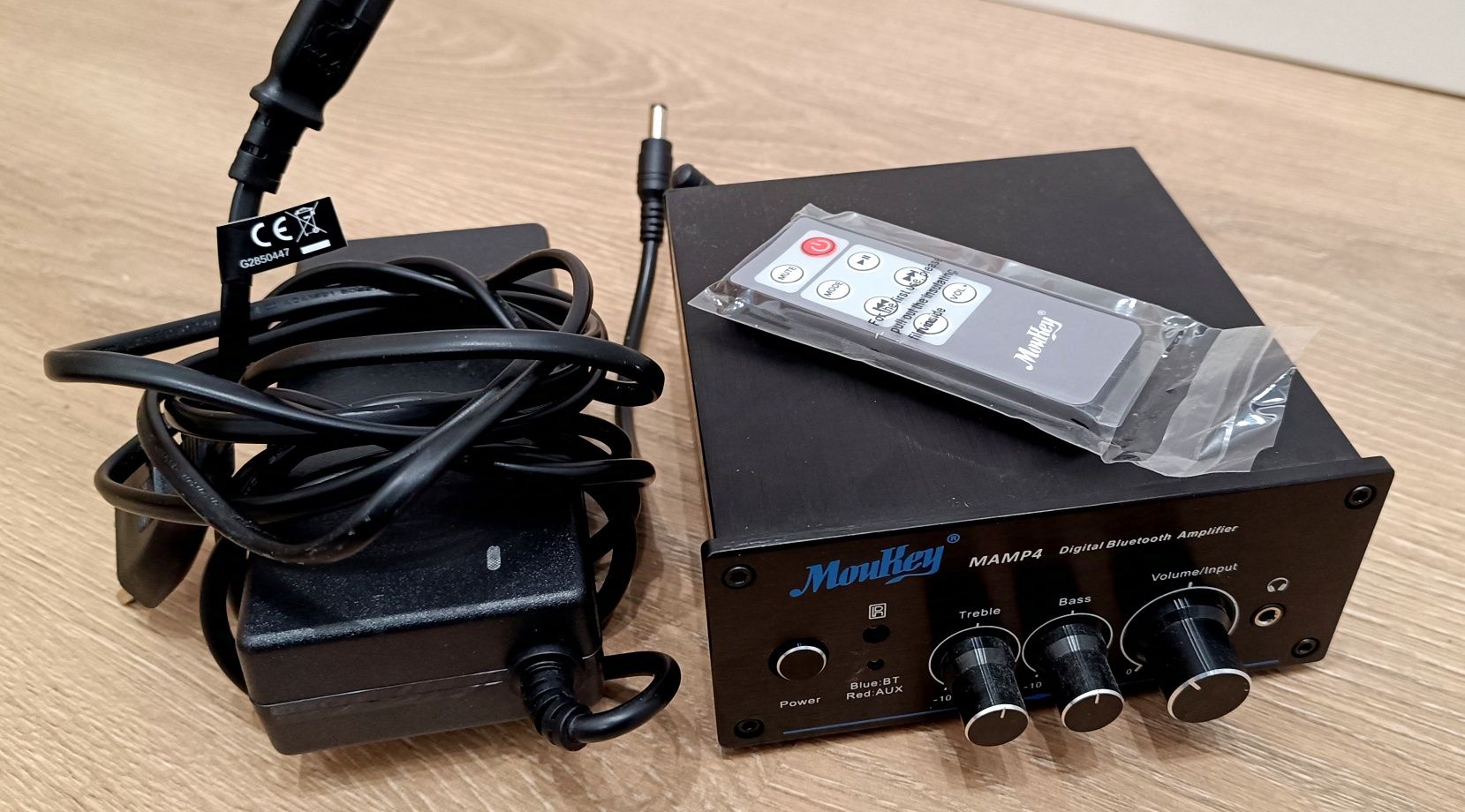 Wzmacniacz Moukey 200W Bluetooth - stan idealny