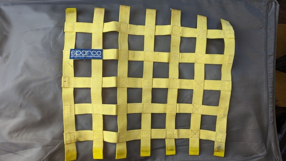 Siatka ochronna na okno sparco