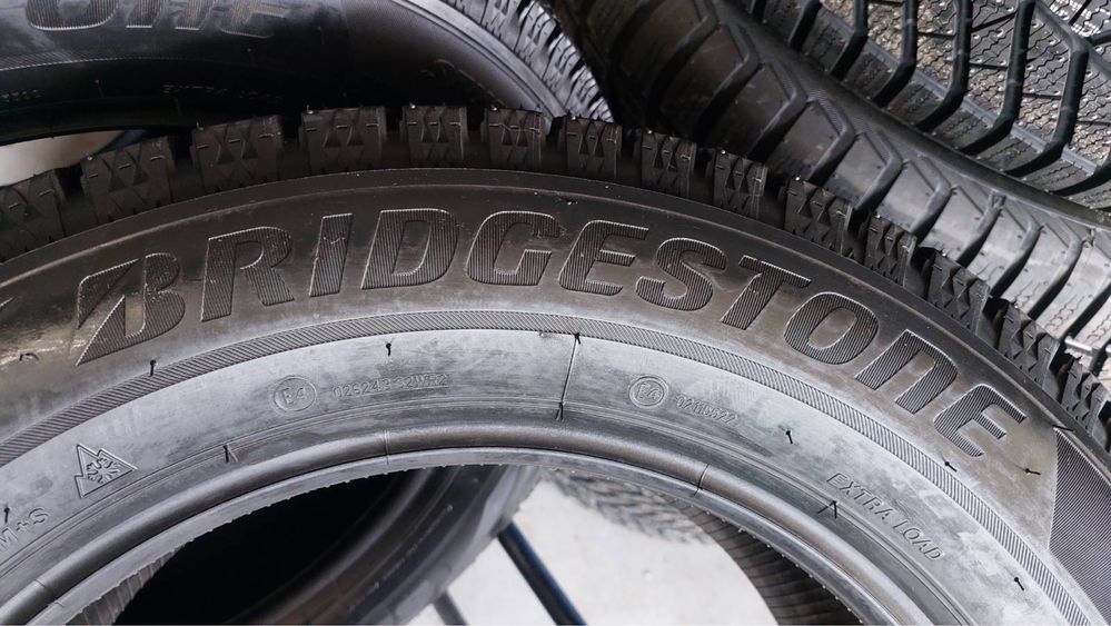 225/55/16 R16 Bridgestone Blizzak Ice 4шт новые зима