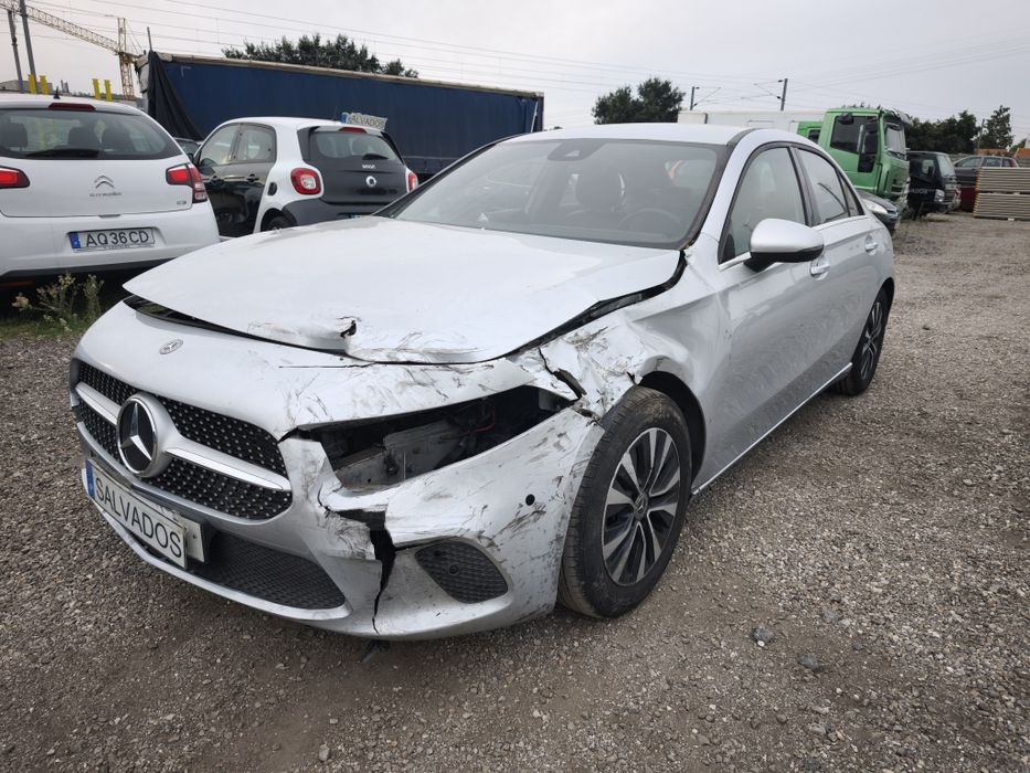 Mercedes   A 180