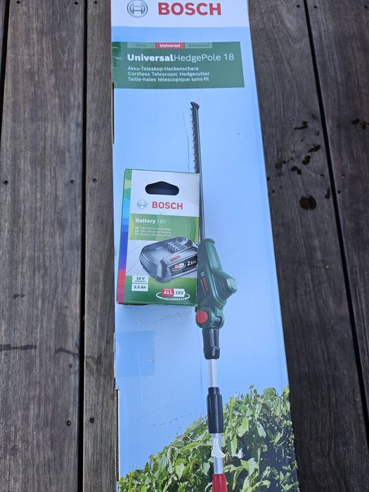 Nożyce akumulatorowe do żywopłotu Bosch z baterią