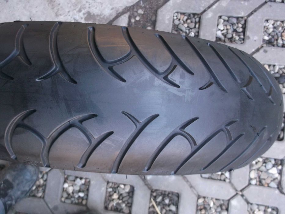 opona 170/60ZR17	Metzeler Roadtec Z6 dot1510 4,1mm