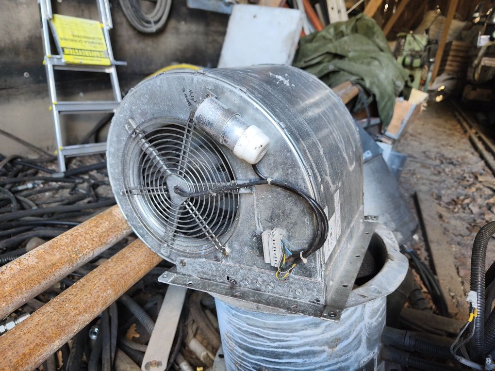 Wentylator promieniowy dmuchawa D4e225 CC01-39