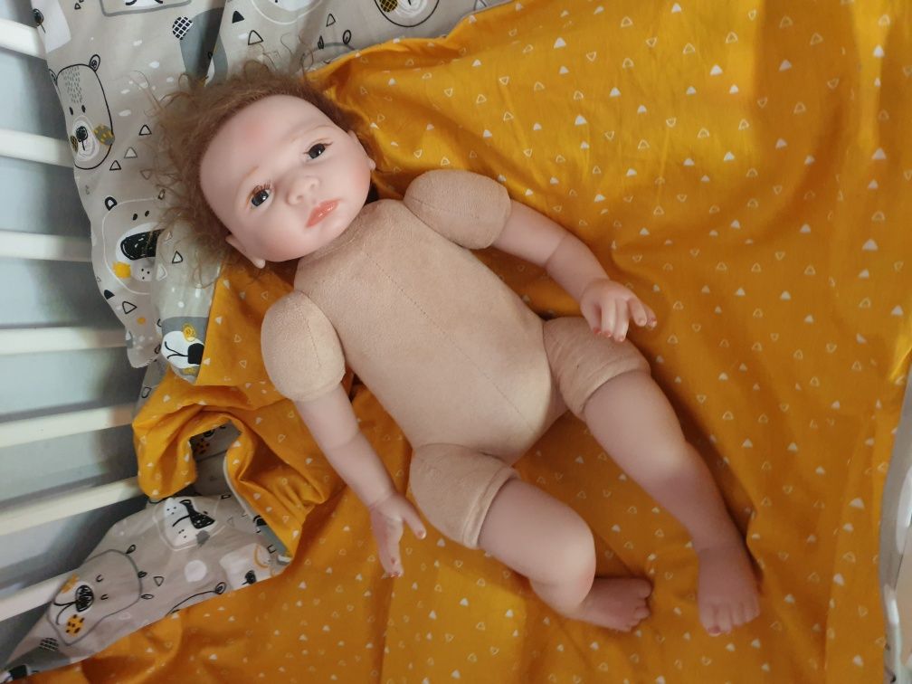 Reborn Lalka prawdziwe włosy 56 cm 1.2 kg śliczna niemowlak idealny