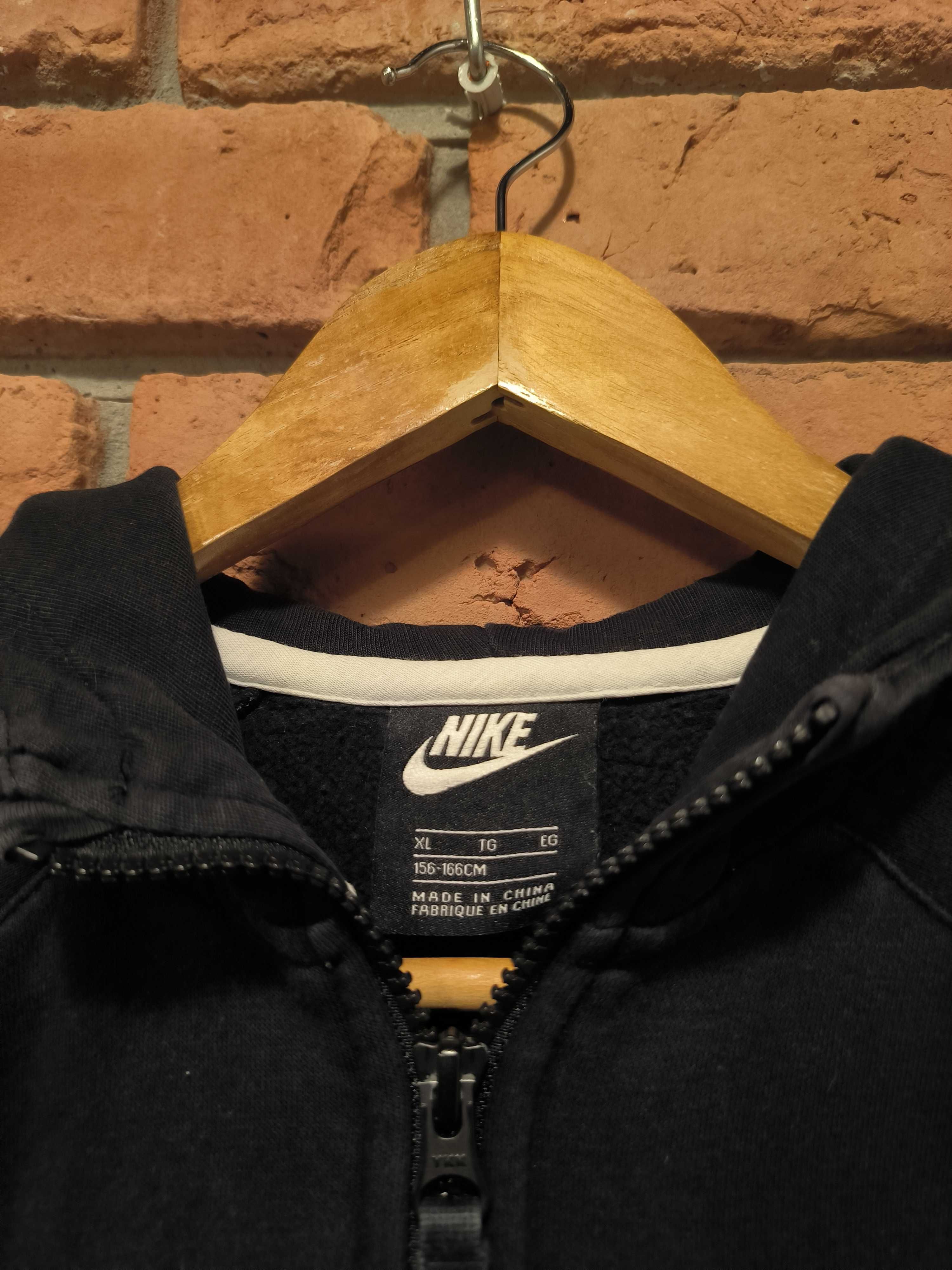 Bluza Rozpinana z Kapturem Nike Air Małe Logo Czarna Zip Hoodie