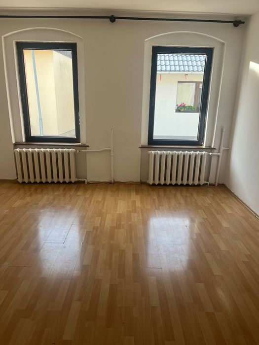 Wynajmę mieszkanie , Pszczew .