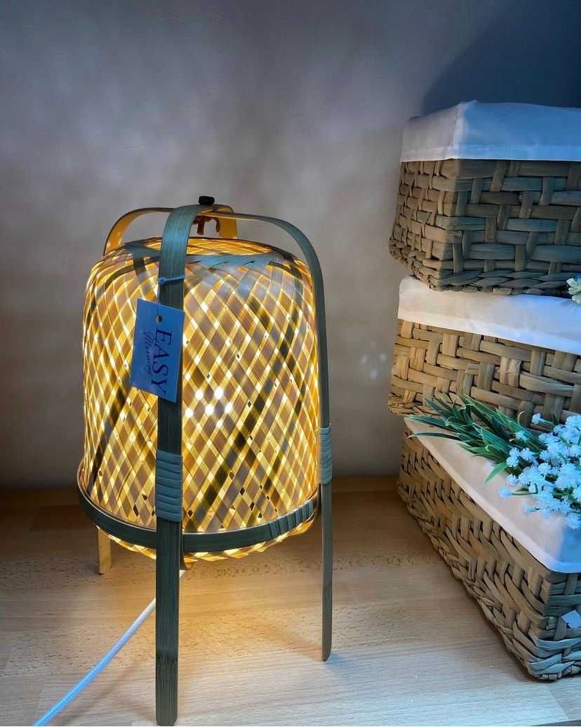 Лампа настільна IKEA бамбук