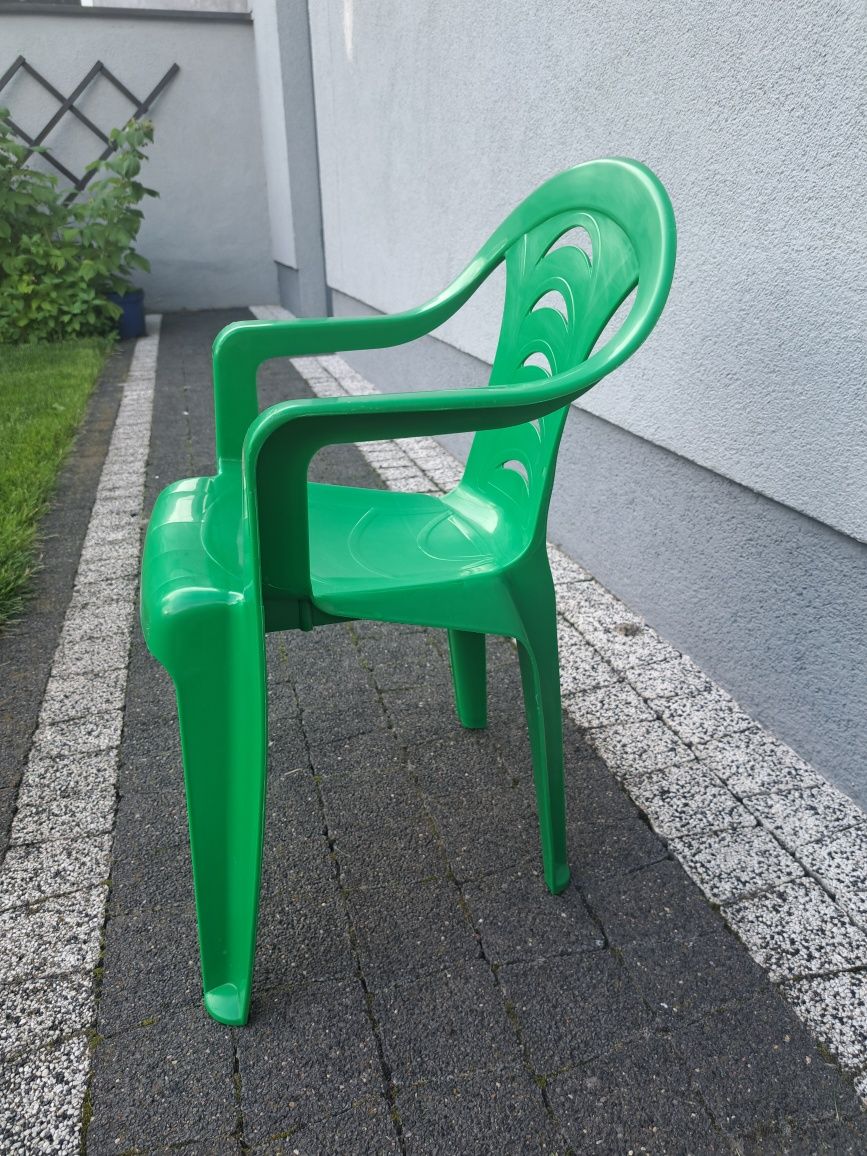 Krzesełko plastikowe ogrodowe dla dzieci