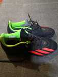 Buty turfy adidas.38,2/3