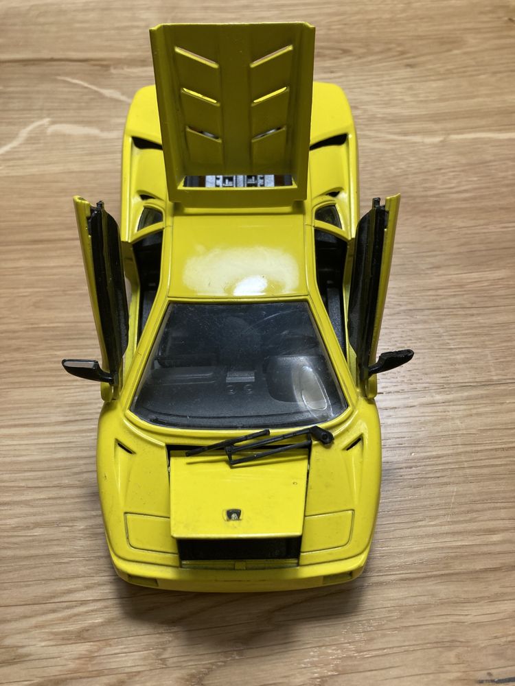 Maisto 1/24 1:24 Lamborghini Diablo