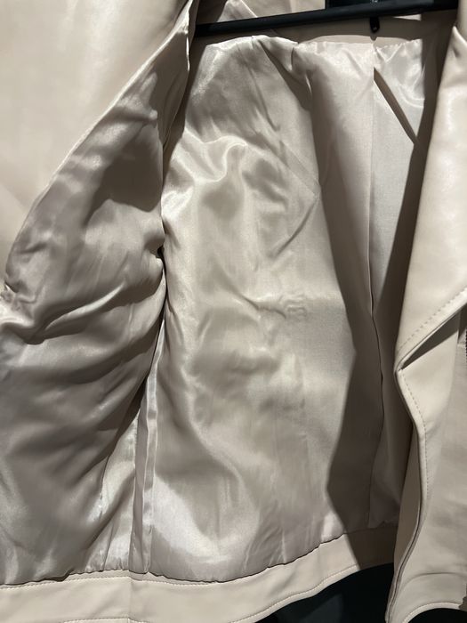 Kurtka ramoneska beżowa Mohito