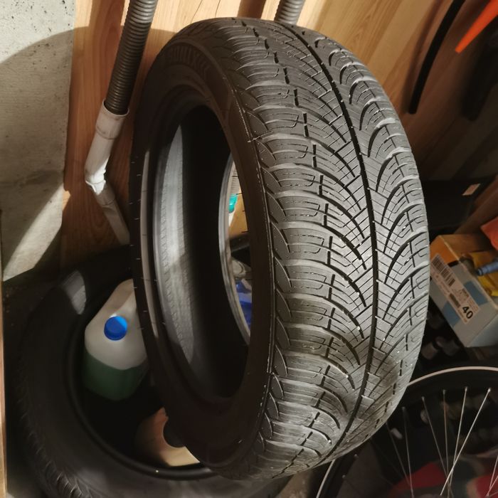 Dwie Opony Wielosezonowe Do Samochodu 205/55 R17 Cali - Renault Captur
