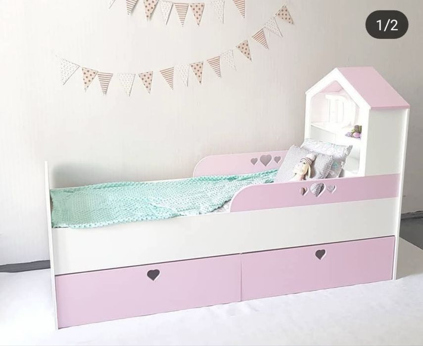 Срочно! продам кровать детскую для девочки  80 на 190 с матрасом