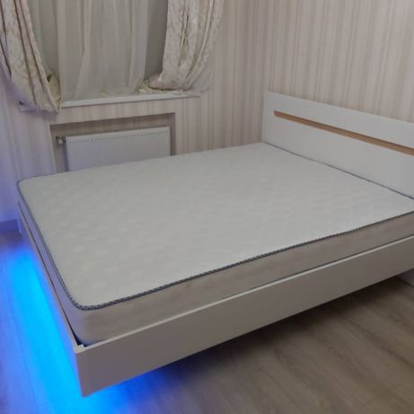 Ліжко Бянко білий глянець 160х200