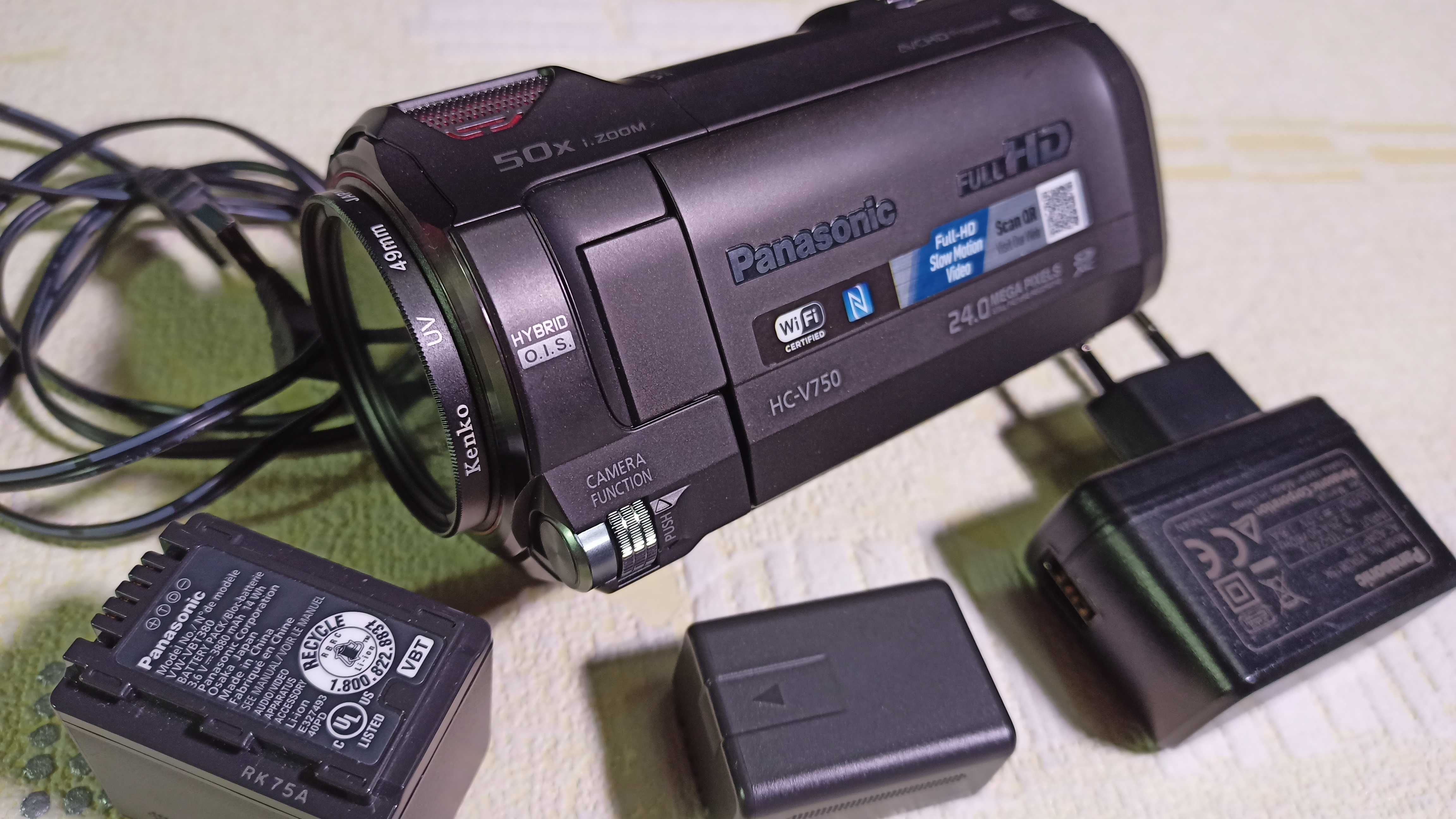 Відеокамера Panasonic HC-V750