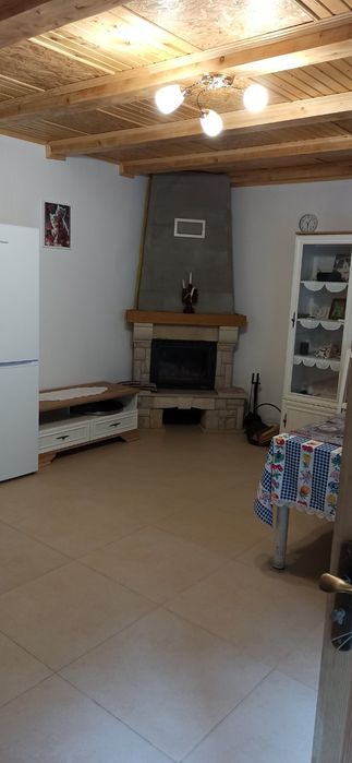 Здається подобово будинок в Шаян