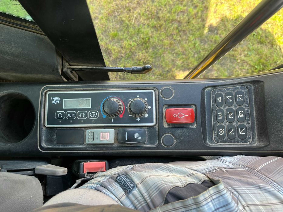 JCB JS145w, koparka kołowa