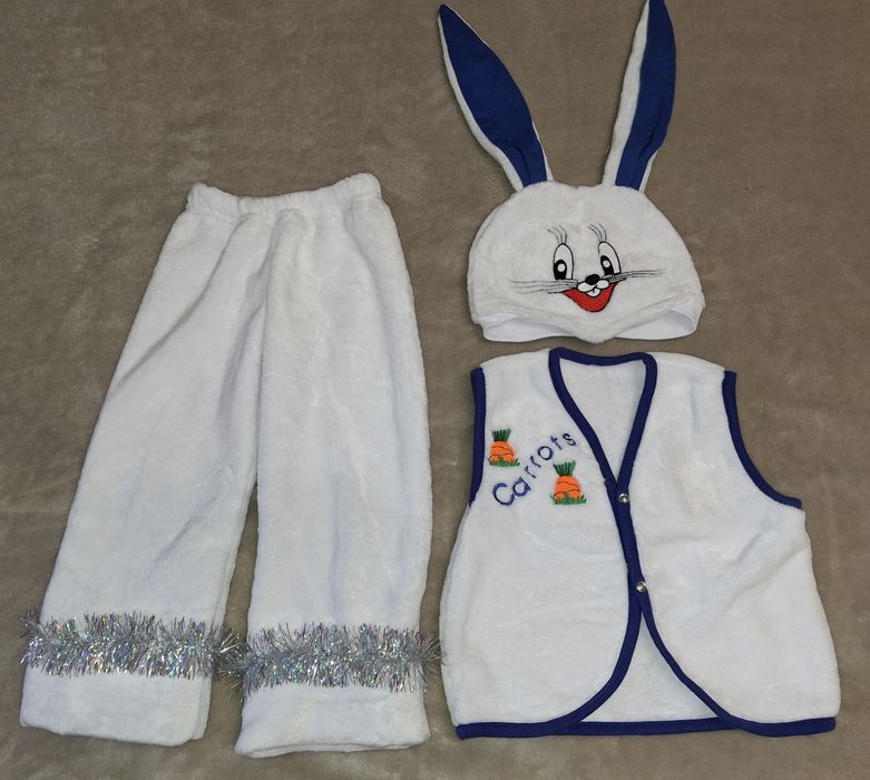 Костюм зайчика на 98-122 см