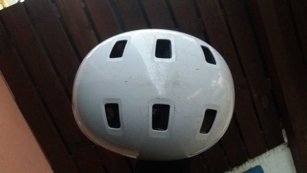 Capacete bicicleta/skate criança