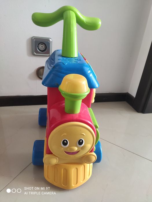 Lokomotywa chodzik smily play