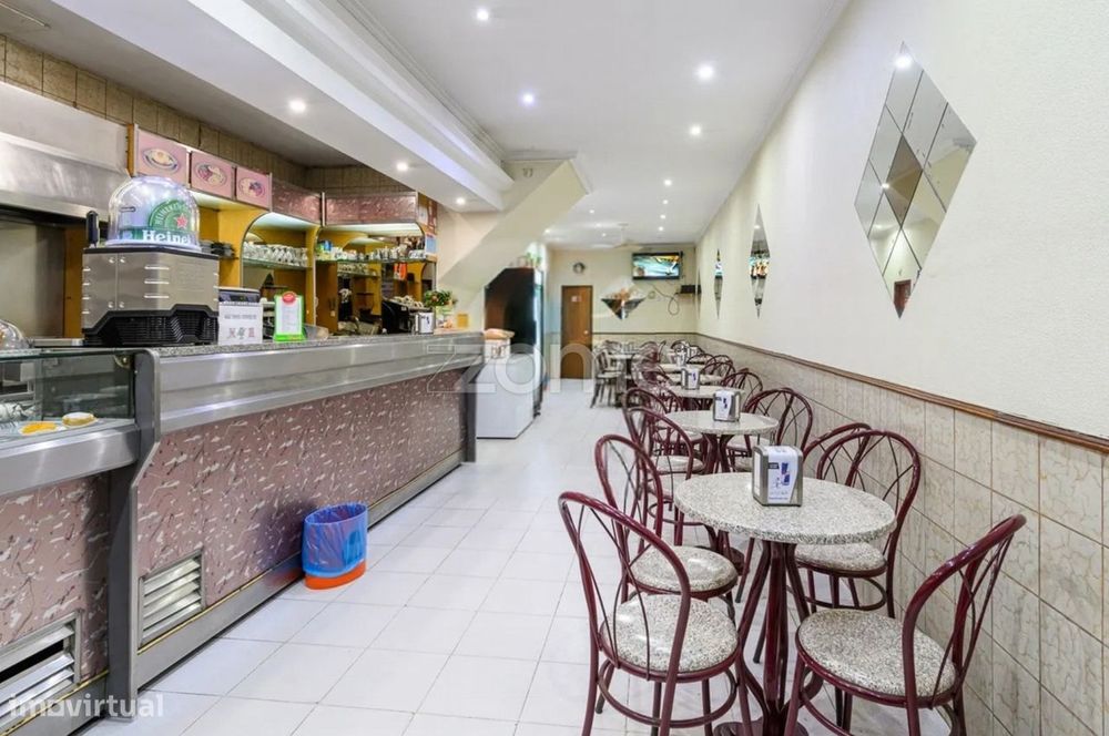 Trespasse de Café no Porto com Alto Potencial de Crescimento