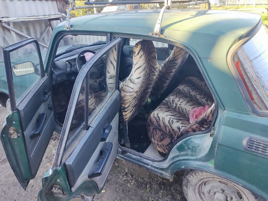 Продам АЗЛК Москвич 2140L