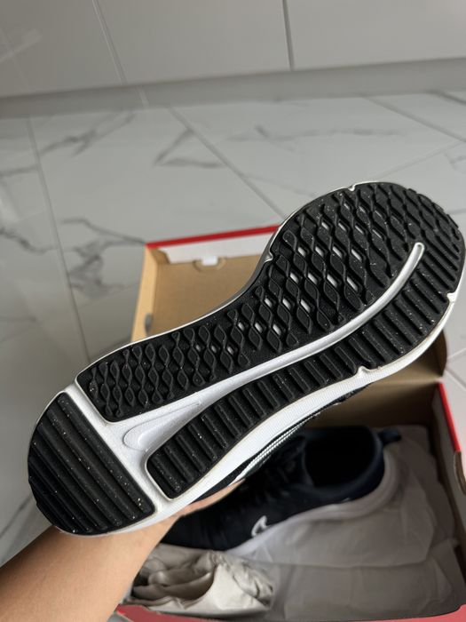 Кросівки NIKE жіночі