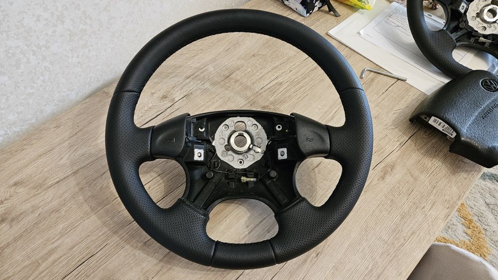 Кермо/Руль VW Golf 3/Vento/Passat B3/Skoda Felicia/Seat, відновлене