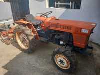 Tractor usado Kubota L1500 tracção as 4, em perfeitas condições