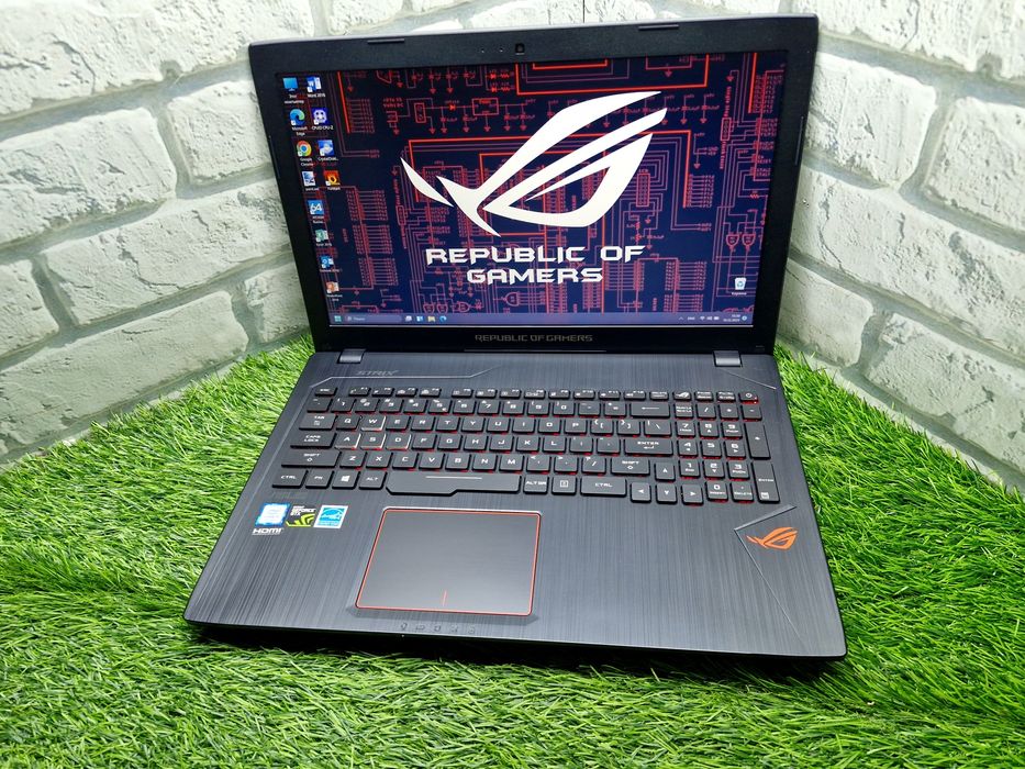 Магазин:Asus ROG Strix/Core i5-7300HQ/8gb/256SSD+1TB/GTX 1050 4ГБ/ТОП.