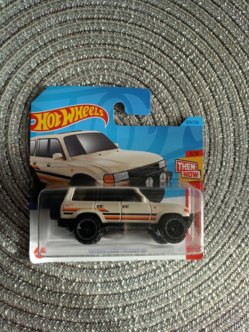 Sprzedam nowy samochodzik Hot wheels