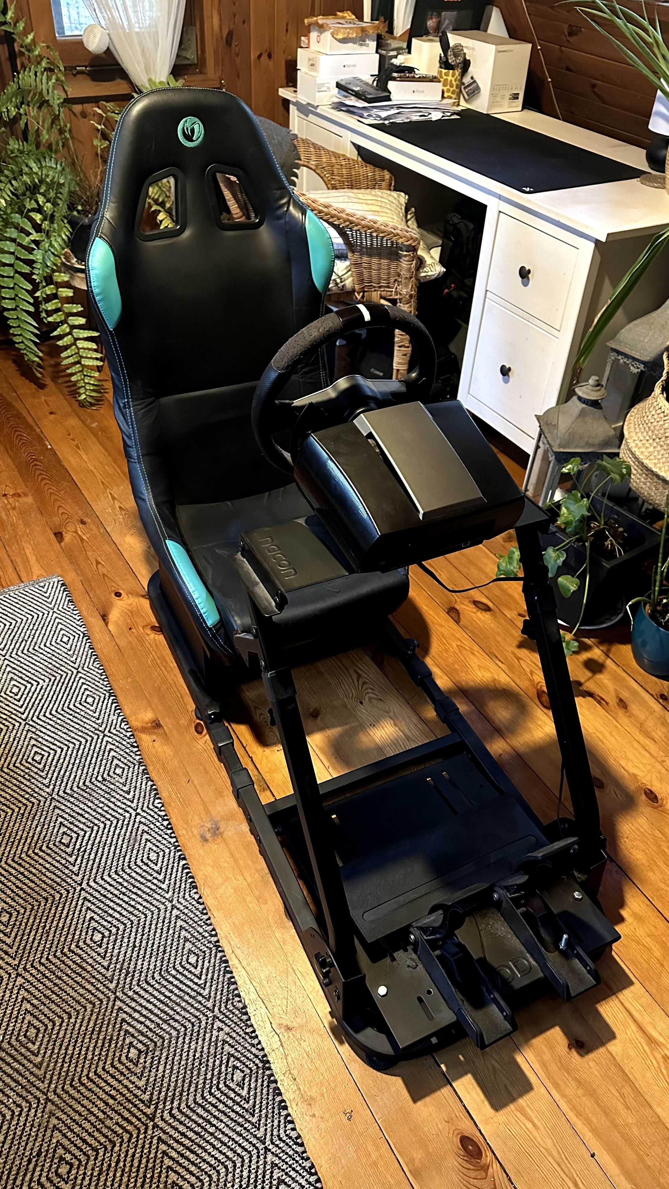 Fanatec CSL Elite dla PC, PS4,PS5 z rigiem (stelaż z fotelem)