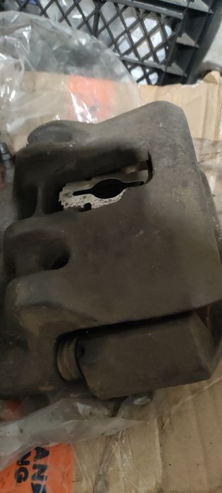 Івеко дейлі подушки двигуна, амортизатори