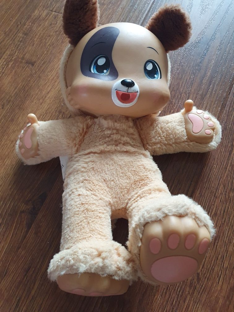 Piesek jasnobrązowy z łapkami i ciemno brązowymi uszami Zoopy Babies