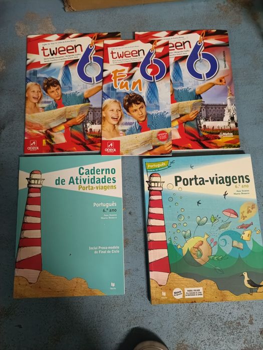Vendo livros escolares novos