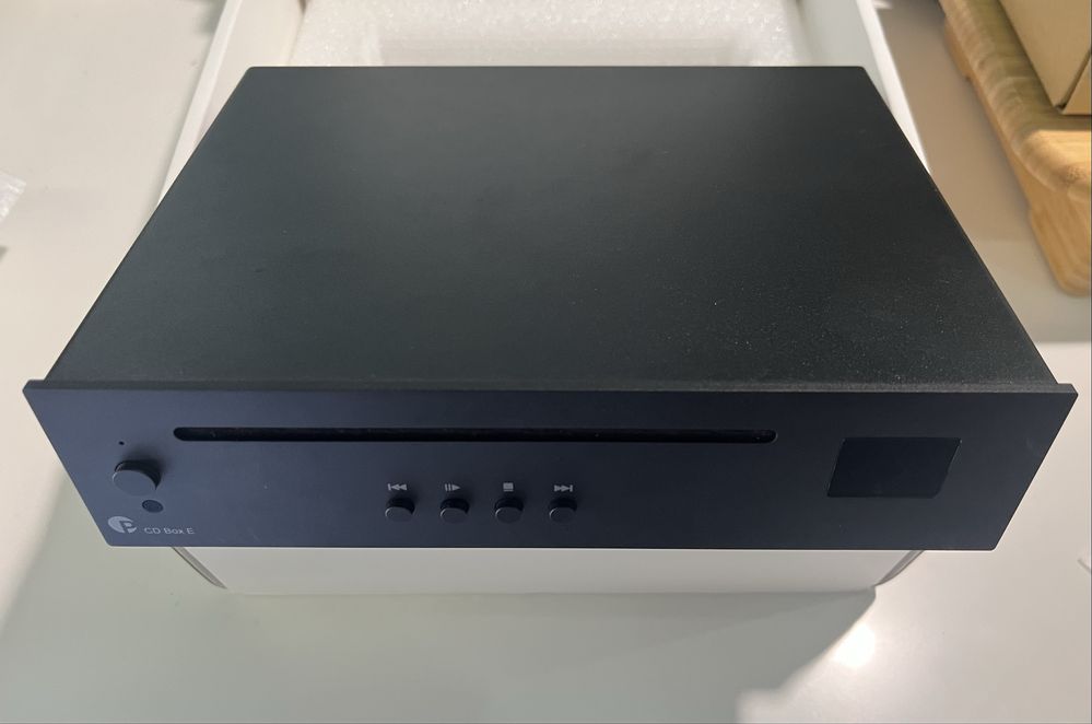 Pro-Ject CD BOX E - CD player e Transporte de CD (em garantia)