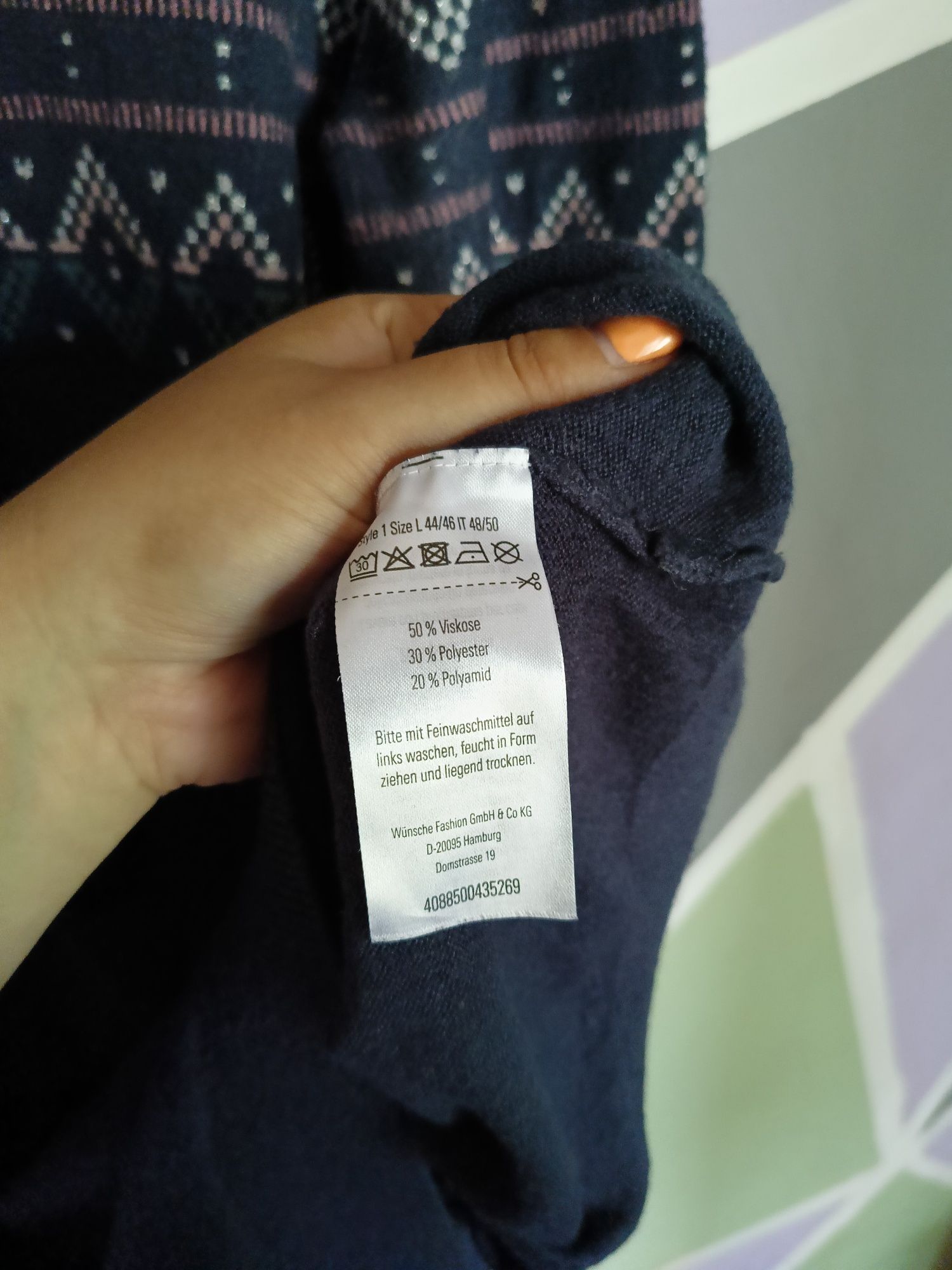 Granatowa sukienka swetrowa Blue Motion, L