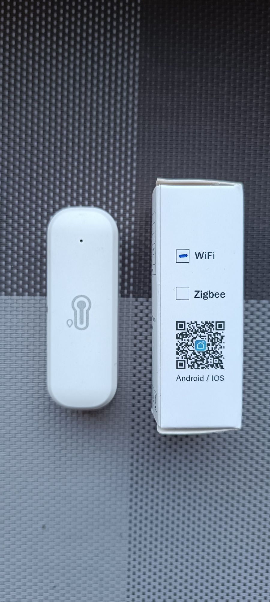 WiFi датчик температуры и влажности Tuya