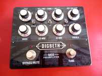 Laney Digbeth pedal preamp de baixo