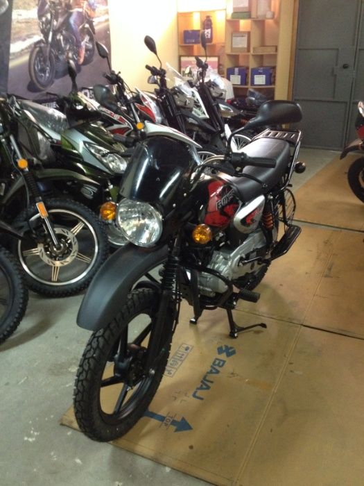 Продам мотоцикл Bajaj Boxer 150 Cross (Индия) 2024 года