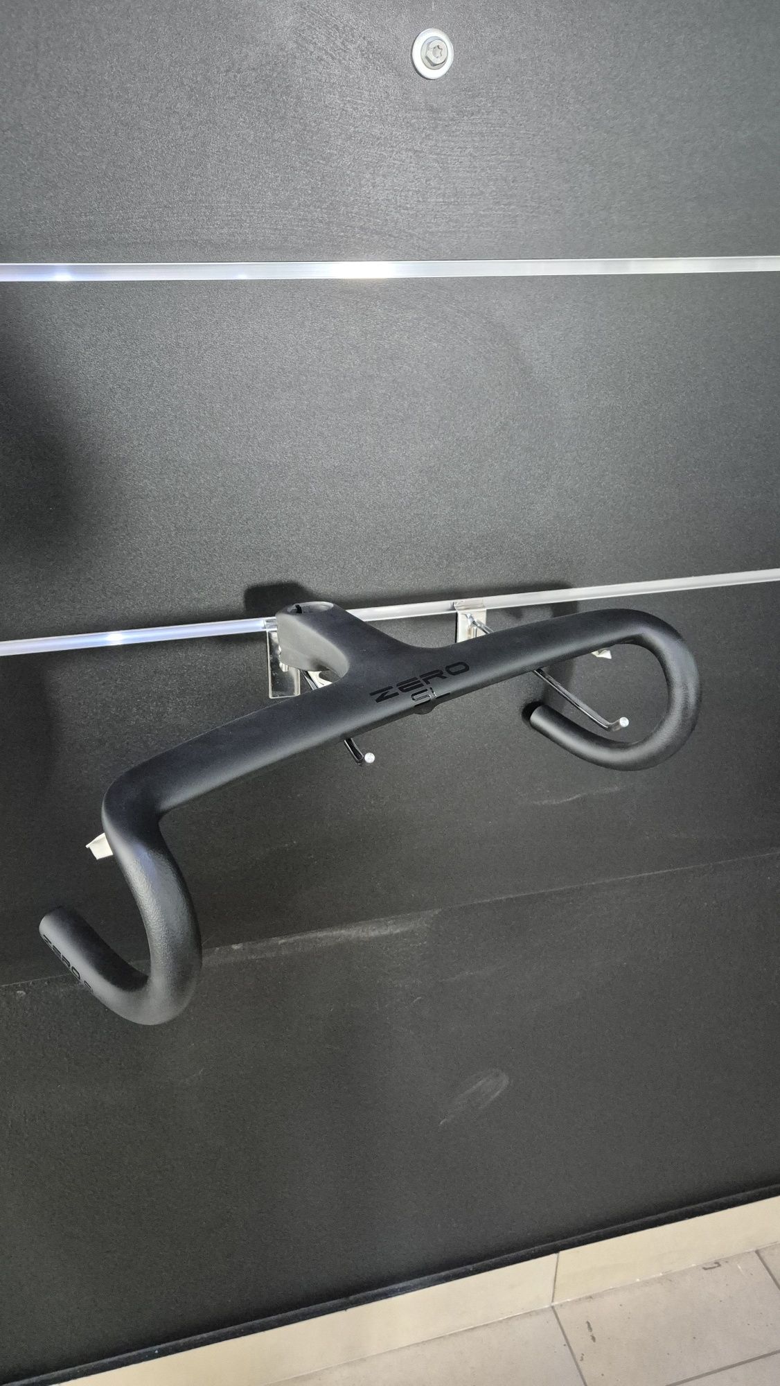 Kierownica zintegrowana Carbon Winspace SERO SL rozmiary 380/400/420