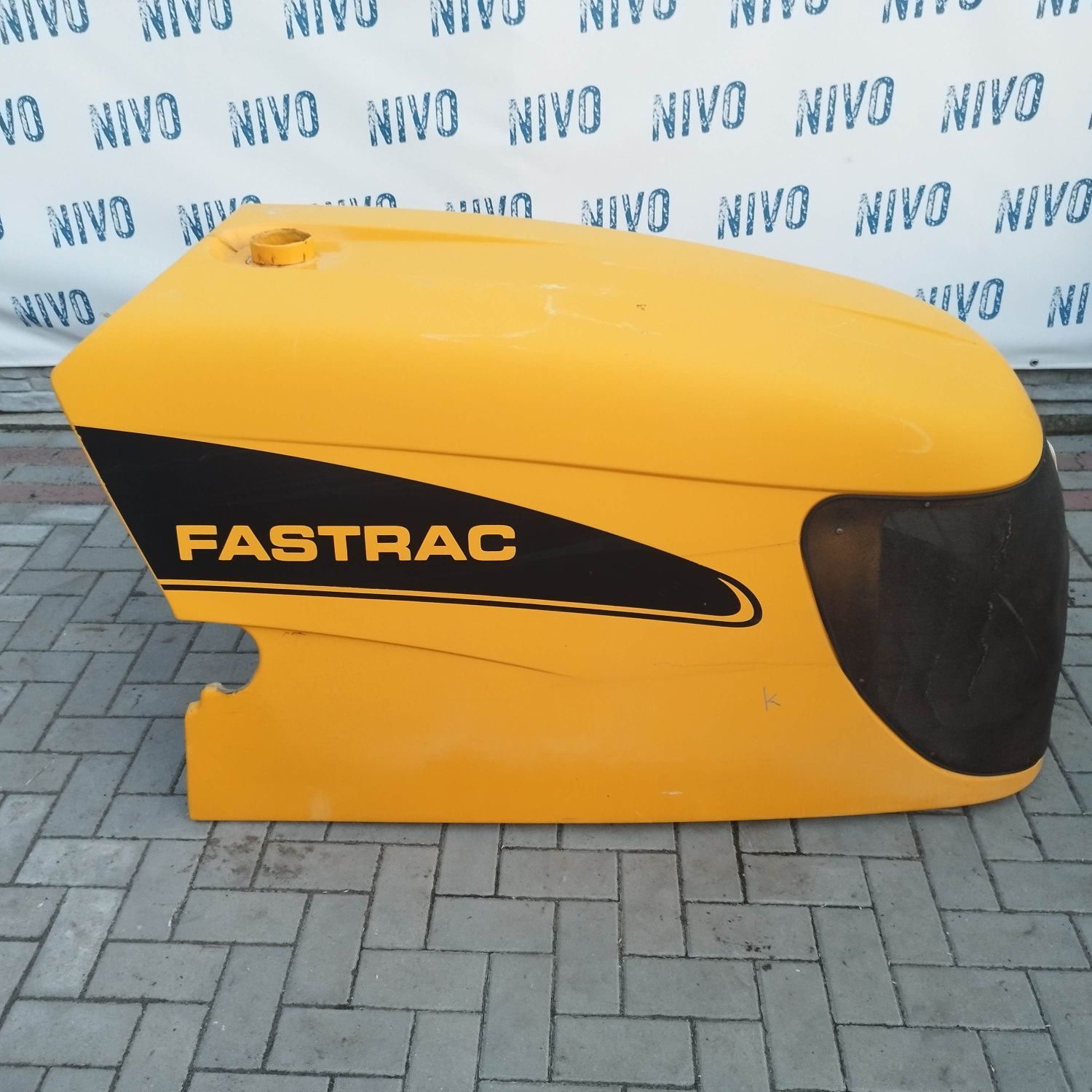 Maska pokrywa silnika JCB Fastrac 3190