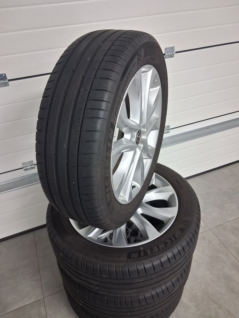 Komplet kół letnich 225/55 R19 5x114,3 Mazda CX-5 CX-3 Michelin