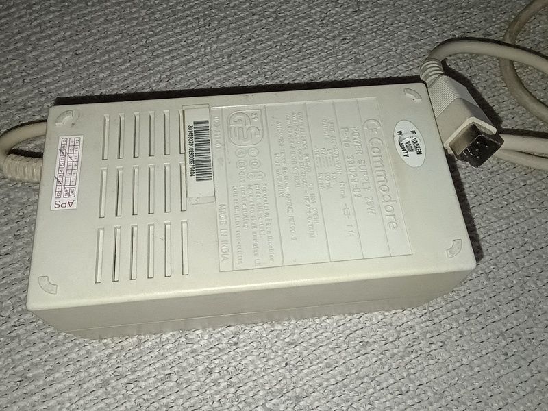 Komputer AMIGA A1200 mysz zasilacz karta CF kabel GOTEK 8MB RAM