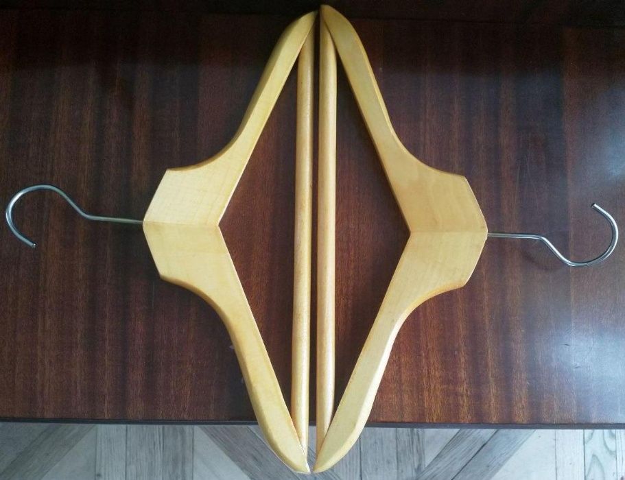 Дитячі 2 вішалки нові