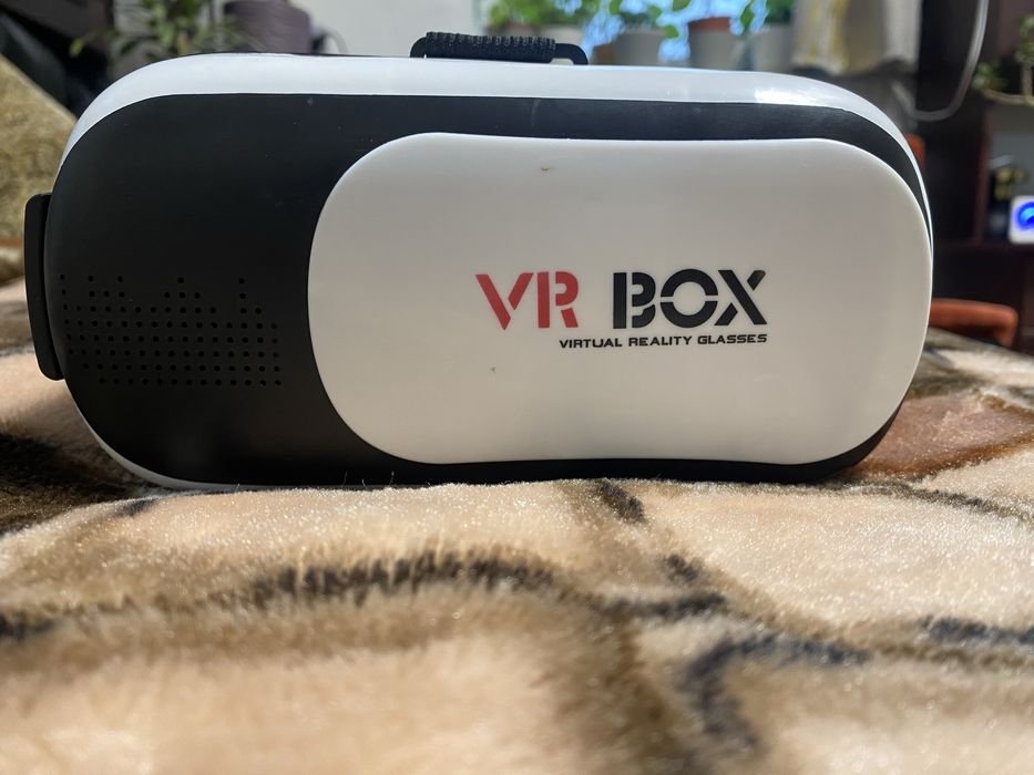 Окуляри віртуальної реальності VR