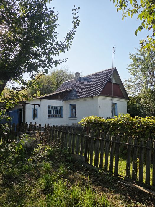 Продаж ділянки 14 сот з будинком 35 м² в Станишівці