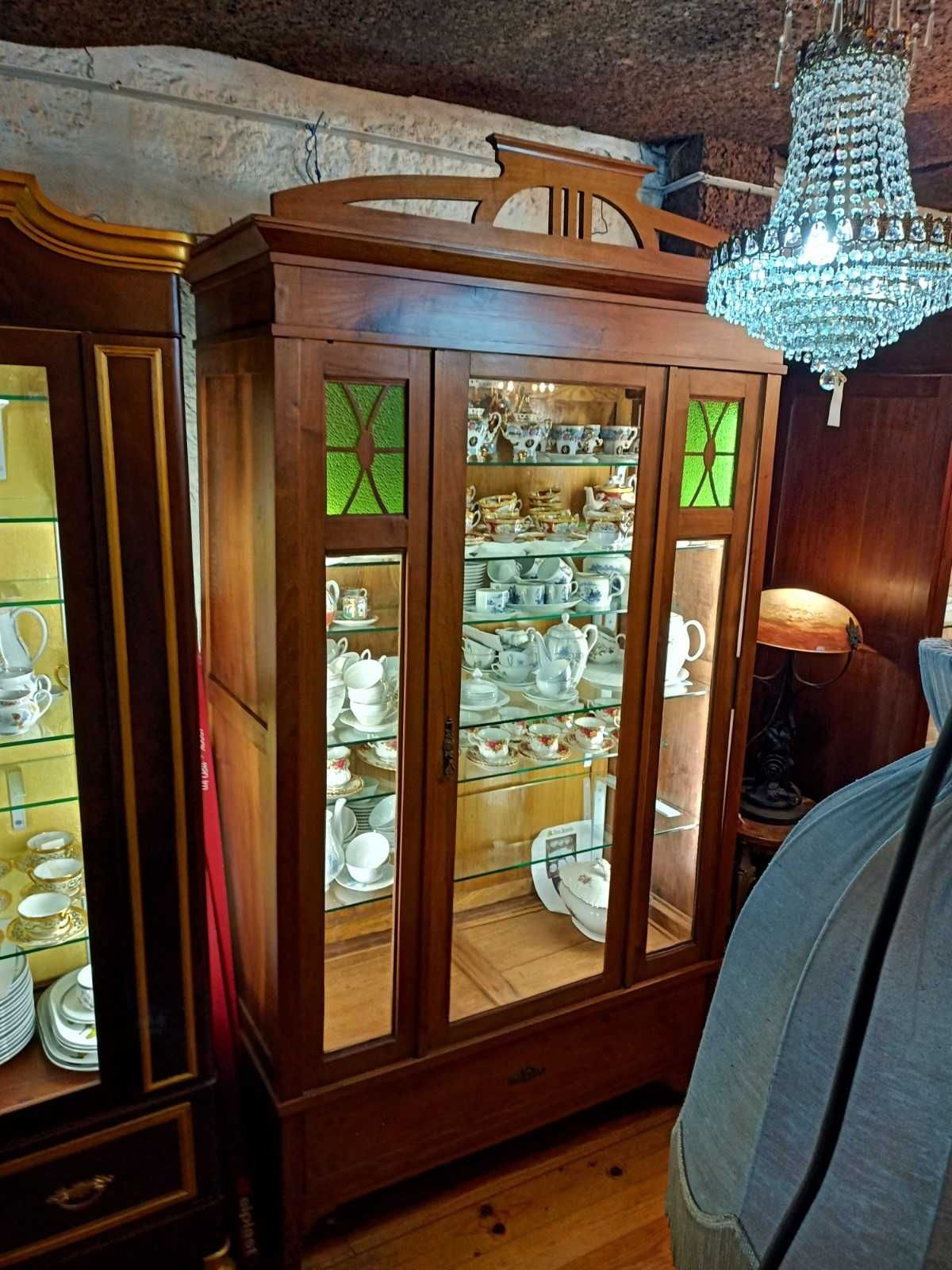 Armário Vitrine 4